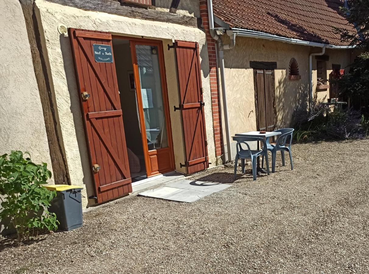 Agreable Studio Dans Le Centre Historique La Ferté-Saint-Aubin Buitenkant foto